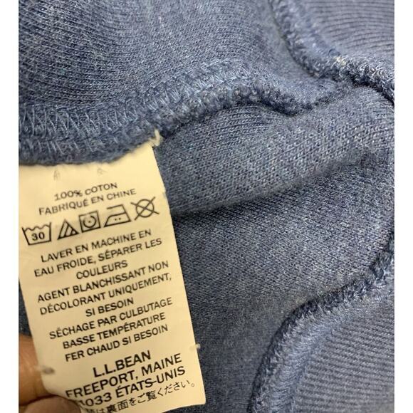 L.L.Bean Navy Blue Men’s Sweater Traditional Fit Chilling Going Out Md - Picture 4 of 4